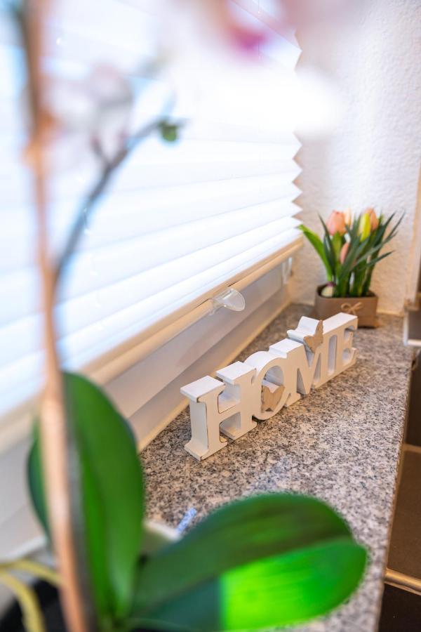 #1 Modernes Zimmer Mit Pool Und Garten Memmingen Exteriör bild