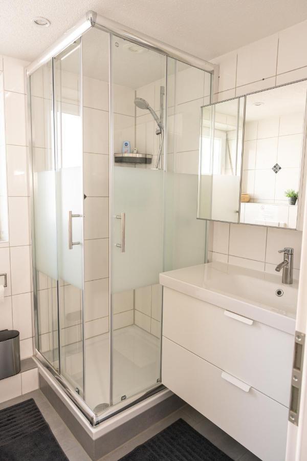 #1 Modernes Zimmer Mit Pool Und Garten Memmingen Exteriör bild