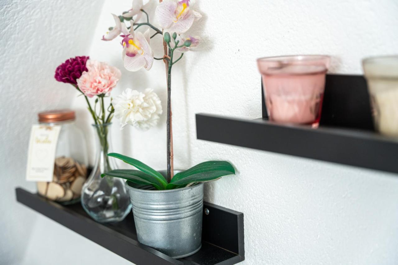 #1 Modernes Zimmer Mit Pool Und Garten Memmingen Exteriör bild